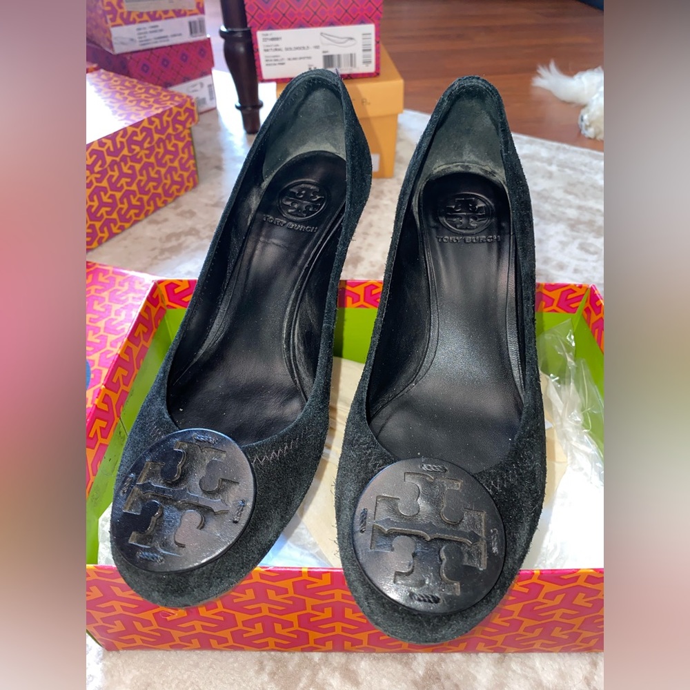 Tory Burch Sally Split Suede Heels in Black